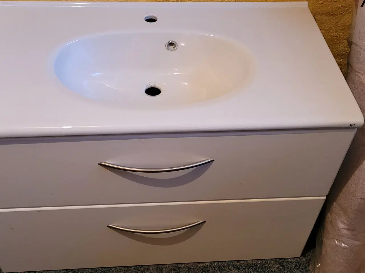 Billede 5 - Badeværelse vask med skuffer
