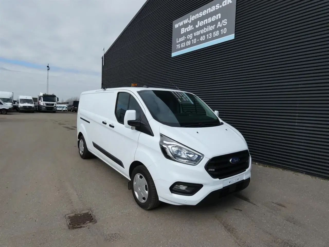 Billede 2 - Ford Transit Custom 300 L2H1 2,0 TDCi Trend 130HK Van 6g Aut.