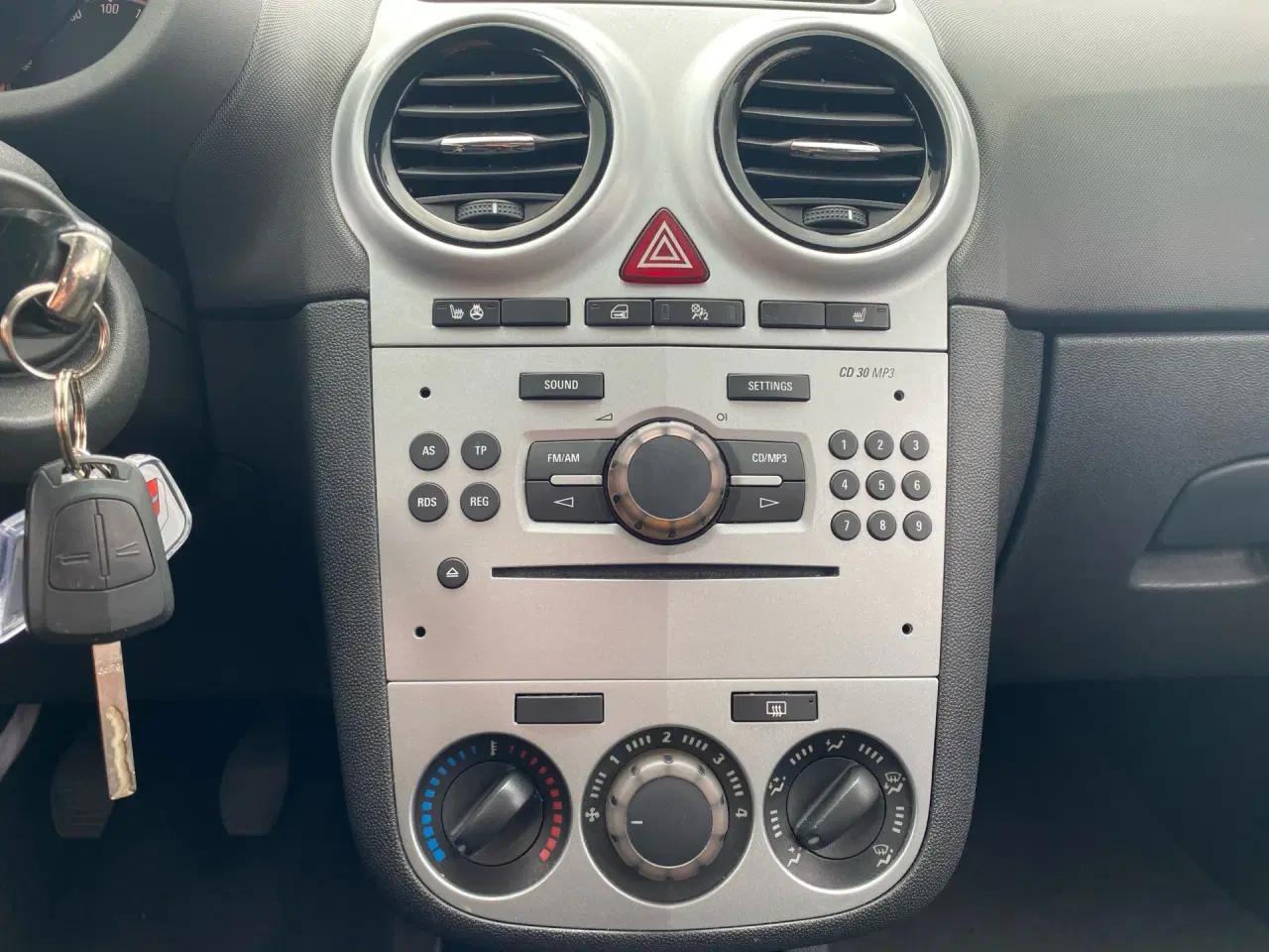Billede 9 - Opel Corsa 1,0 Twinport Essentia 65HK 3d
