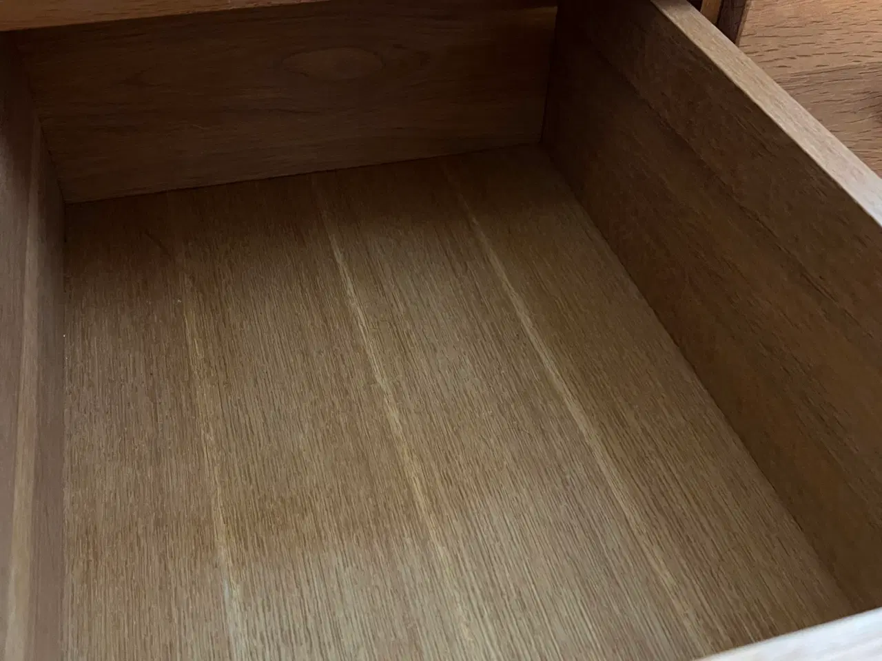 Billede 8 - Samsung TV med TV Bord