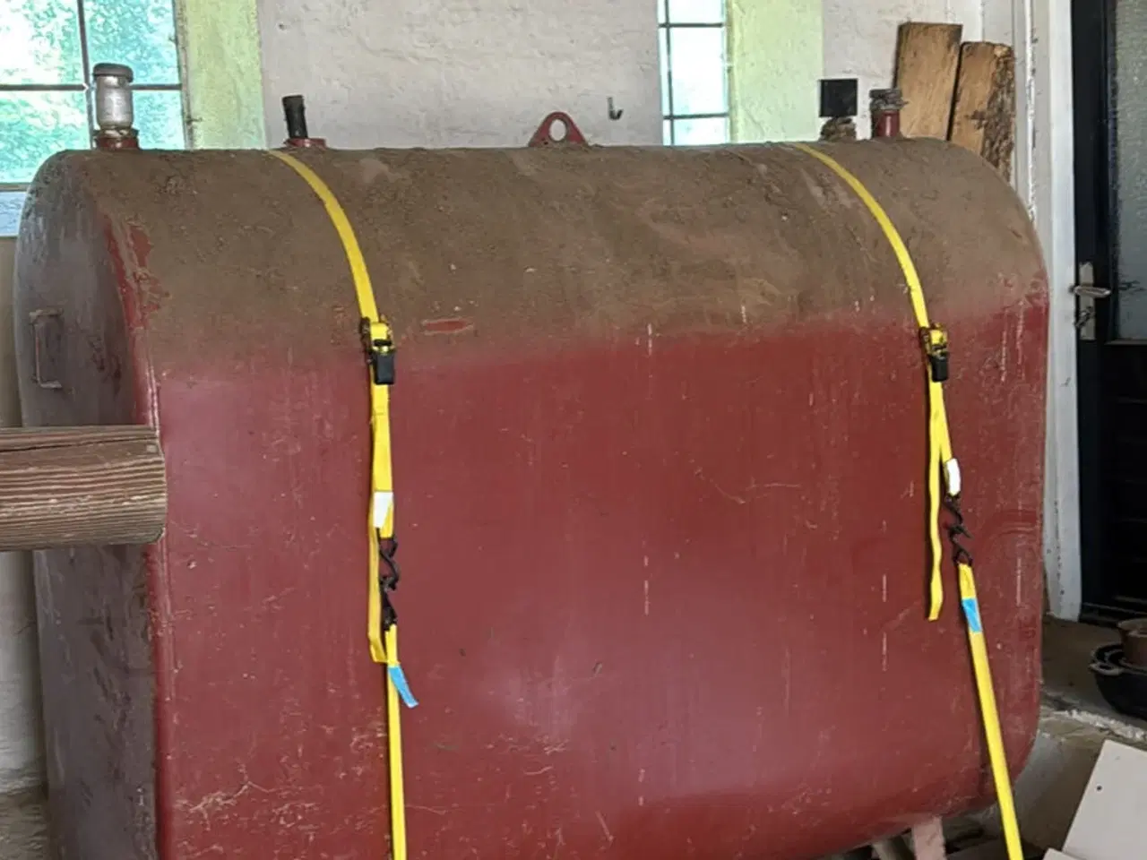 Billede 1 - Olietank, byd