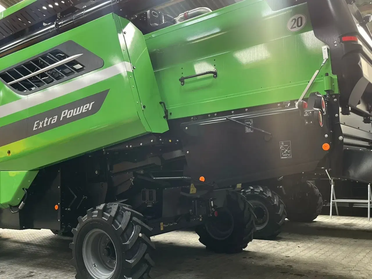 Billede 17 - Deutz-Fahr 7206 With 24feed - 7.2m header. New and unused Combine together with 7.2m header