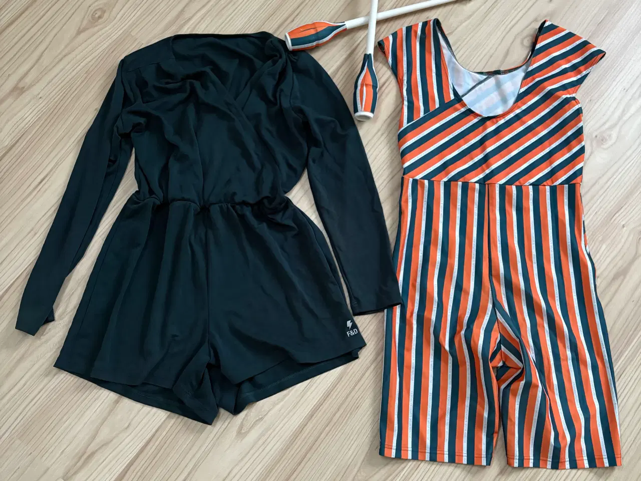 Billede 1 - Fastelavn/gøgler