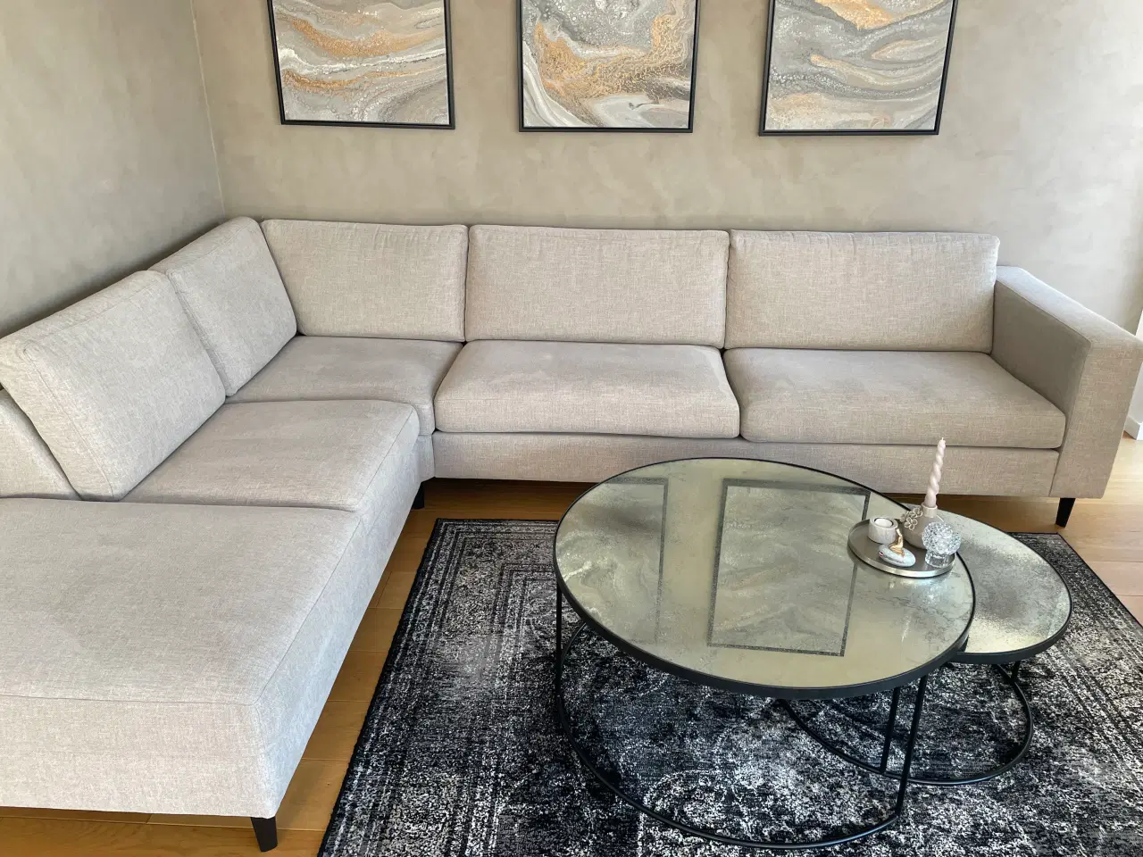 Billede 1 - Fin og velholdt chaiselong sofa beige 