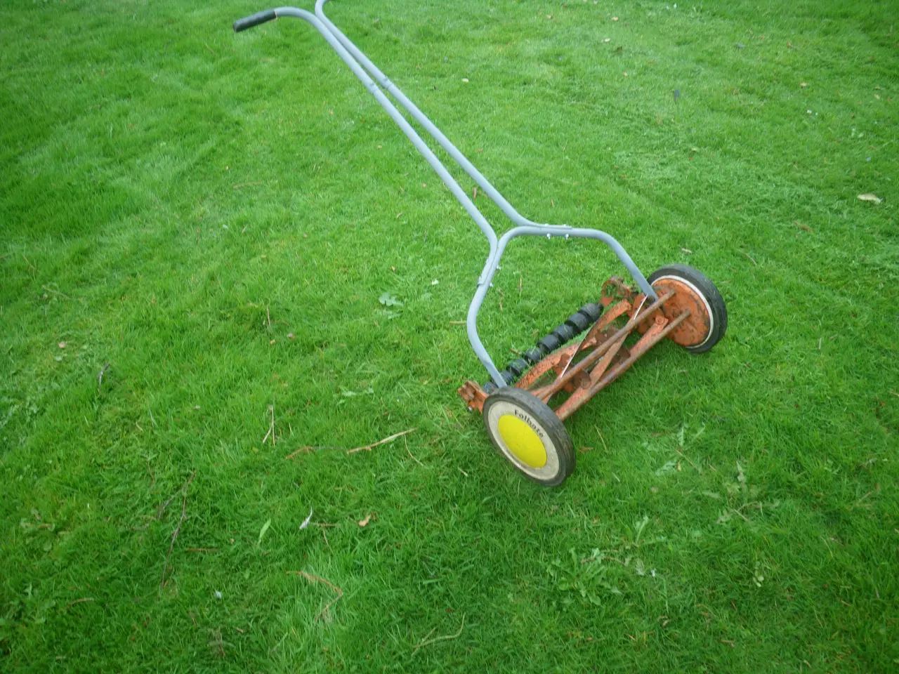 Billede 1 - Plæneklipper