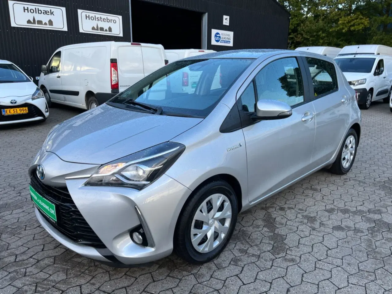 Billede 2 - Toyota Yaris 1,5 Hybrid H1 e-CVT Van