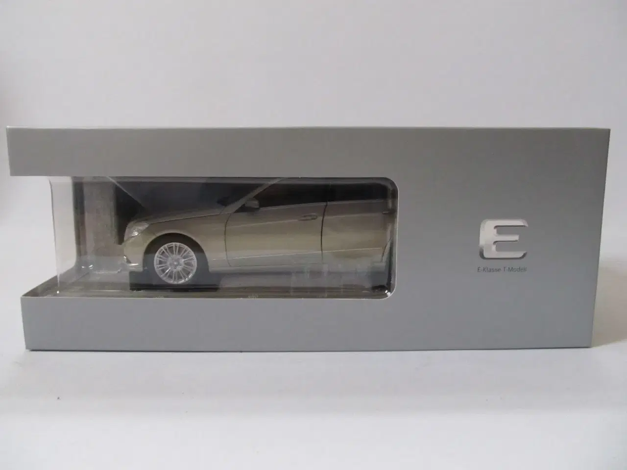 Billede 5 - 2009 Mercedes E-Klasse T-Model 1:18 