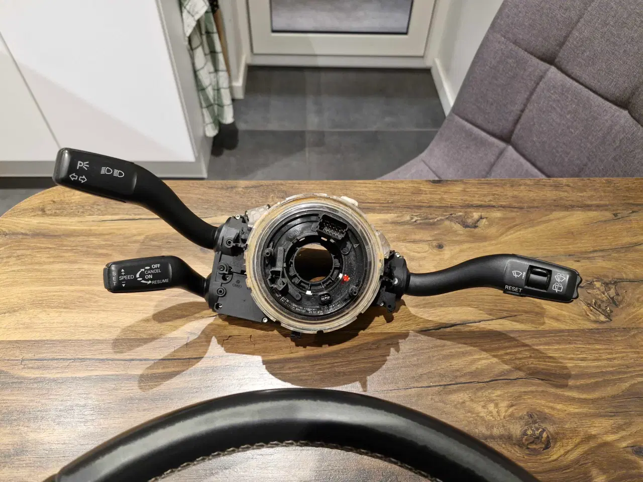 Billede 3 - Super Lækkert orginal fladbundsrat til Audi a4 b6 