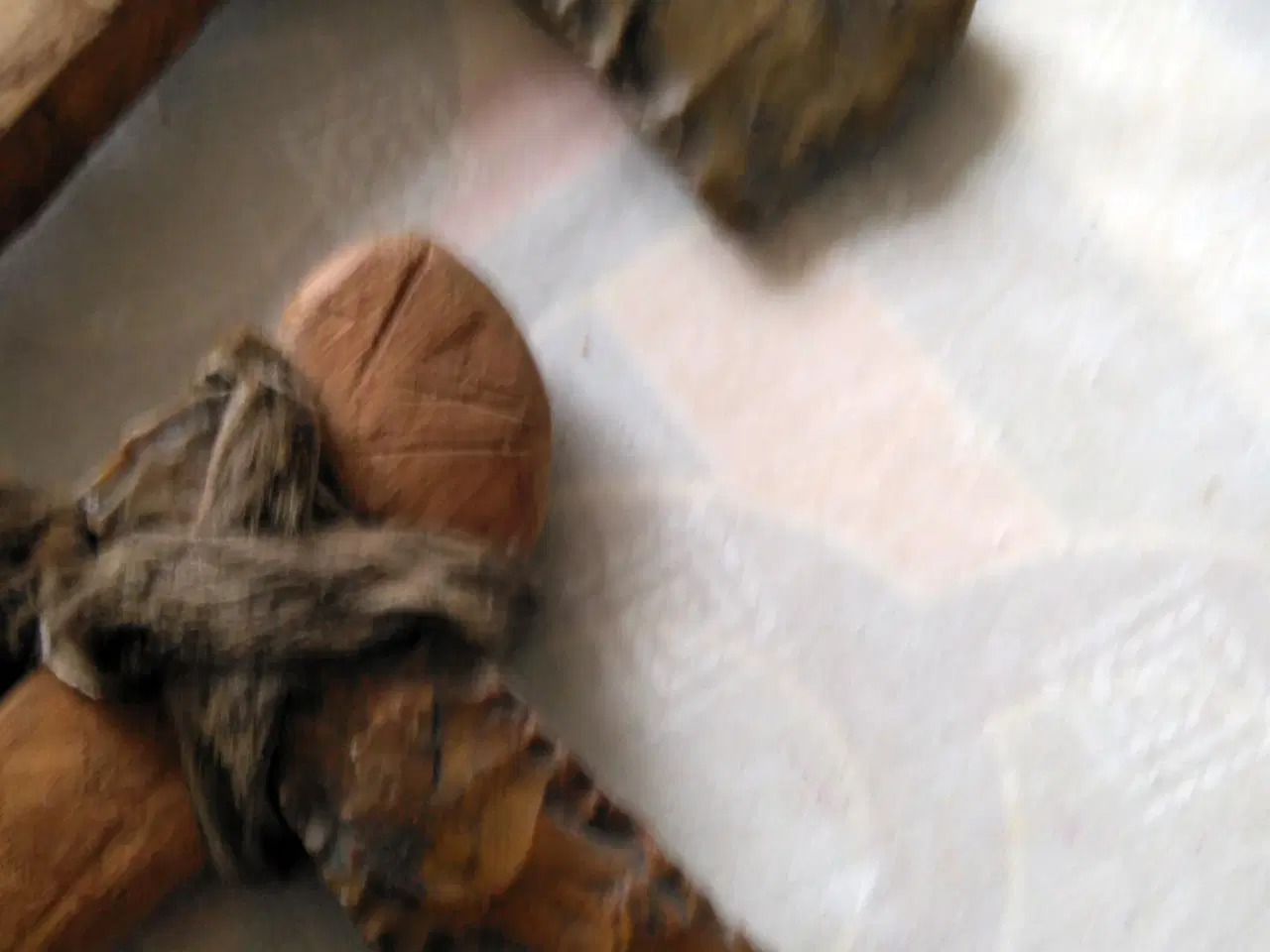 Billede 1 - 2 flotte stenøkser i flint.