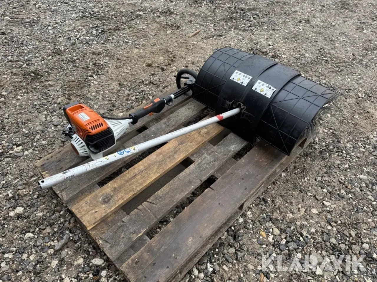 Billede 3 - Kombimaskine Stihl KMBI med børstevalse