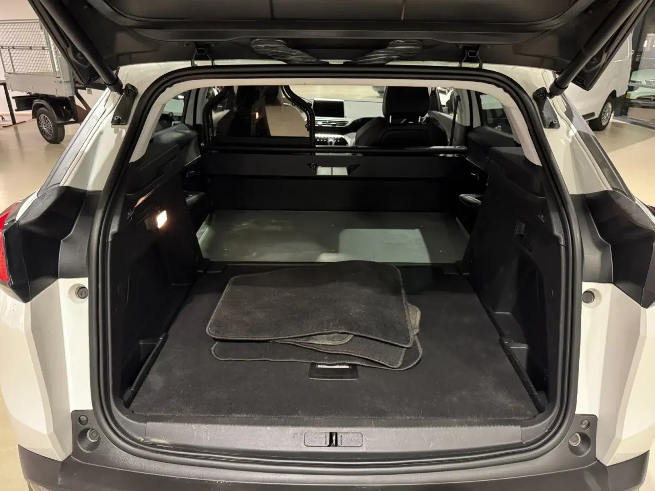 Billede 9 - Peugeot 3008 1,5 BlueHDi 130 Allure Van