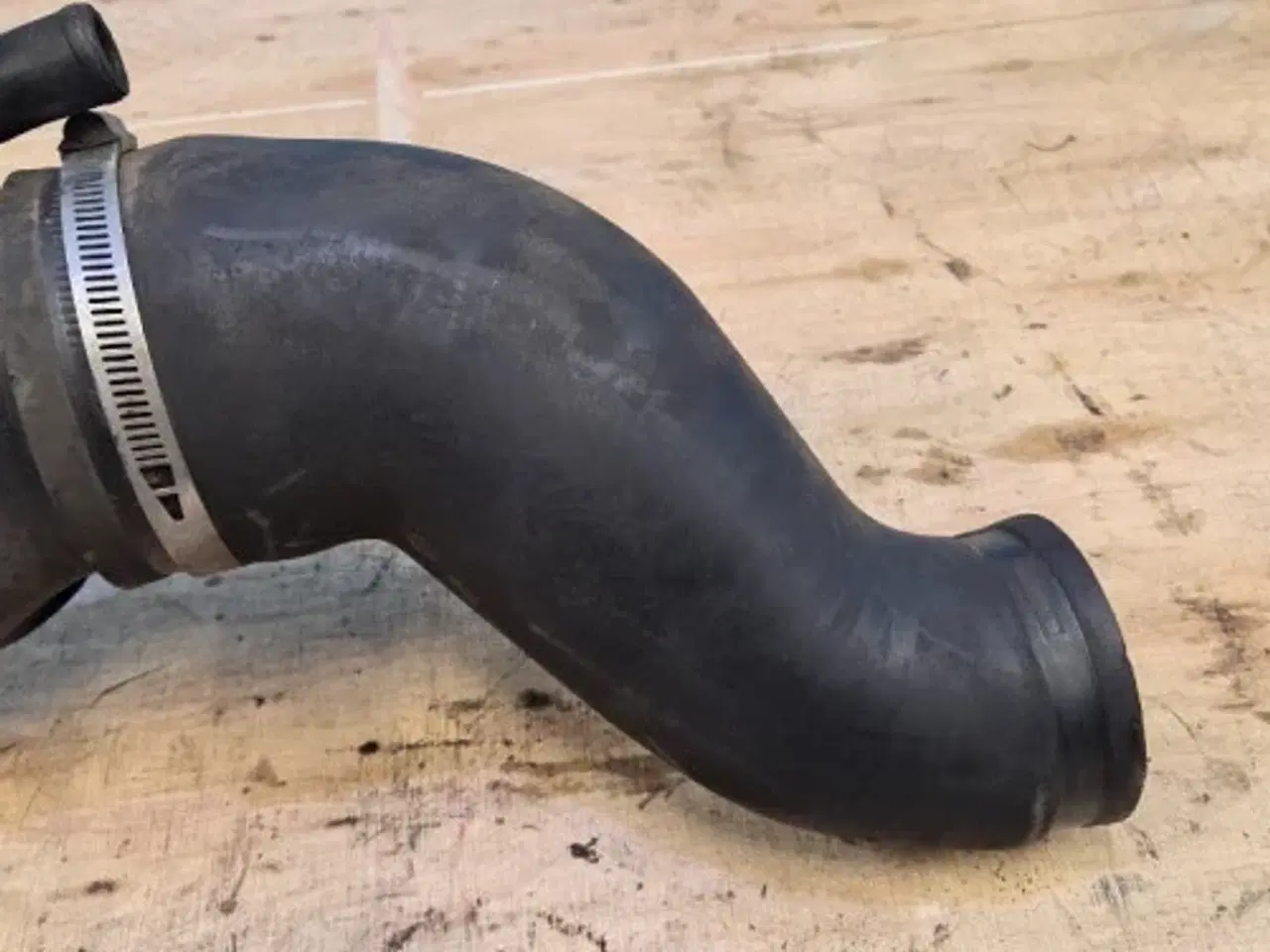 Billede 12 - Massey Ferguson 6290 Luftfilterslange 3780514M4