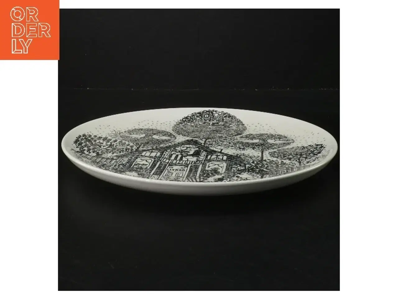 Billede 2 - Dekorativ tallerken med kunstnerisk tryk fra Nymlle (str. Ø 27 cm)