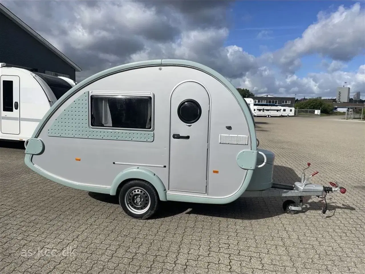 Billede 2 - 2010 - Tabbert T@b 320 RS   T@P 320 RS årgang 2010. 3 sovepladser, 4 siddepladser, Telt, Solsejl.