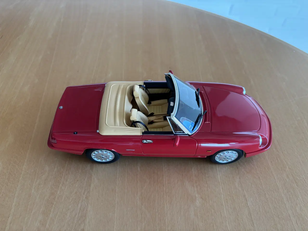 Billede 8 - Alfa Romeo Spider 1:18