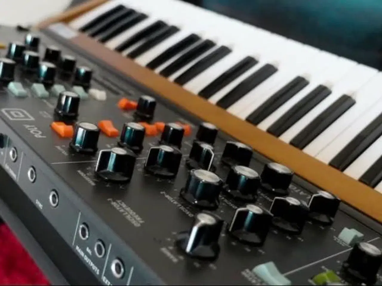 Billede 2 - Behringer Poly D analog synthesizer