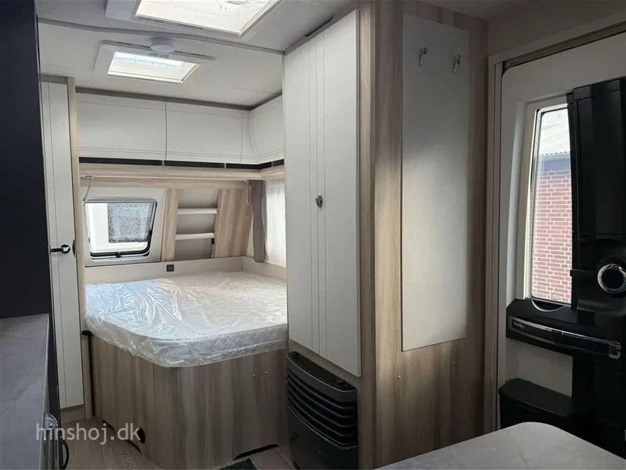 Billede 2 - 2026 - Hobby De Luxe 460 UFe   Dejlig vogn med rundsidegruppe og franskseng fra Hinshøj Caravan A/S