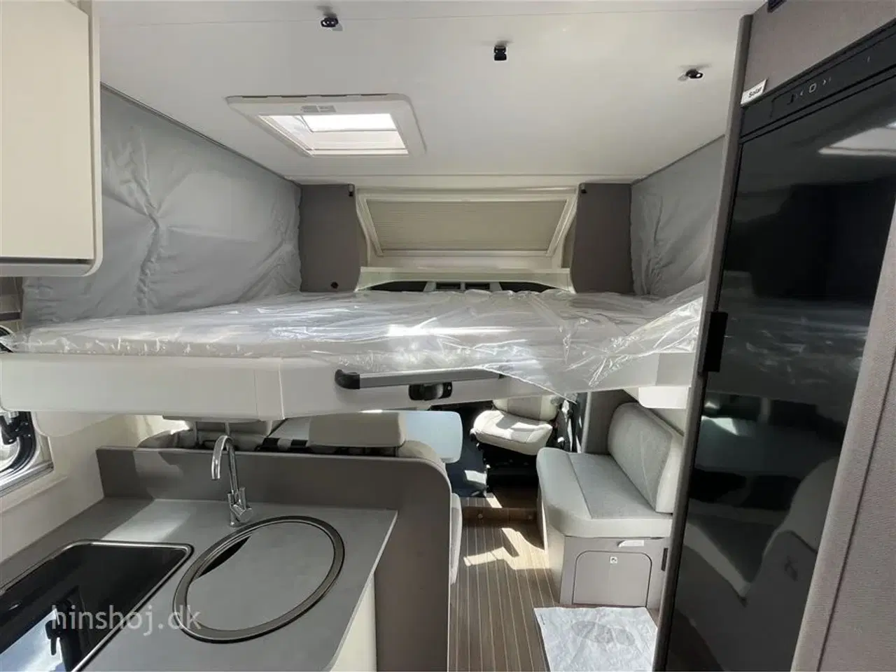 Billede 11 - 2024 - Etrusco T 7.3 SF Complete Sel.   Etrusco By Hymer – Luksus og Funktionalitet i Perfekt Harmoni fra Hinshøj Caravan