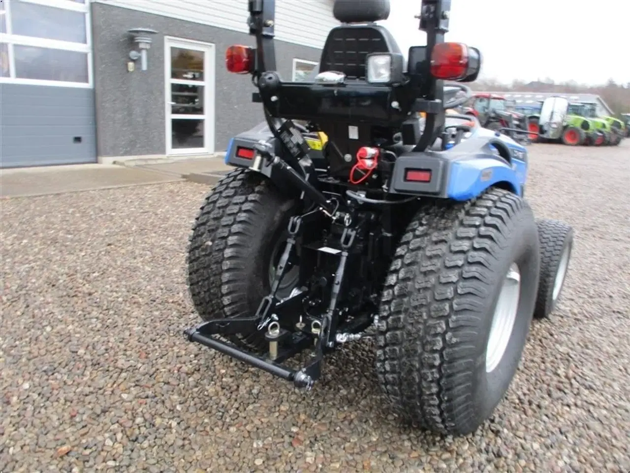 Billede 10 - Solis 26 HST Hydrostat Turf hjul.