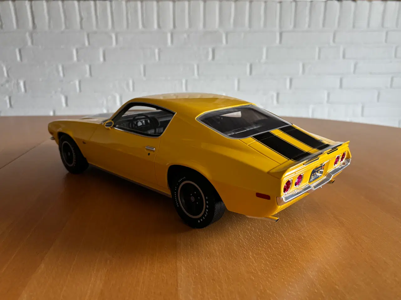 Billede 3 - Chevrolet Camaro Z28 RS 1:12