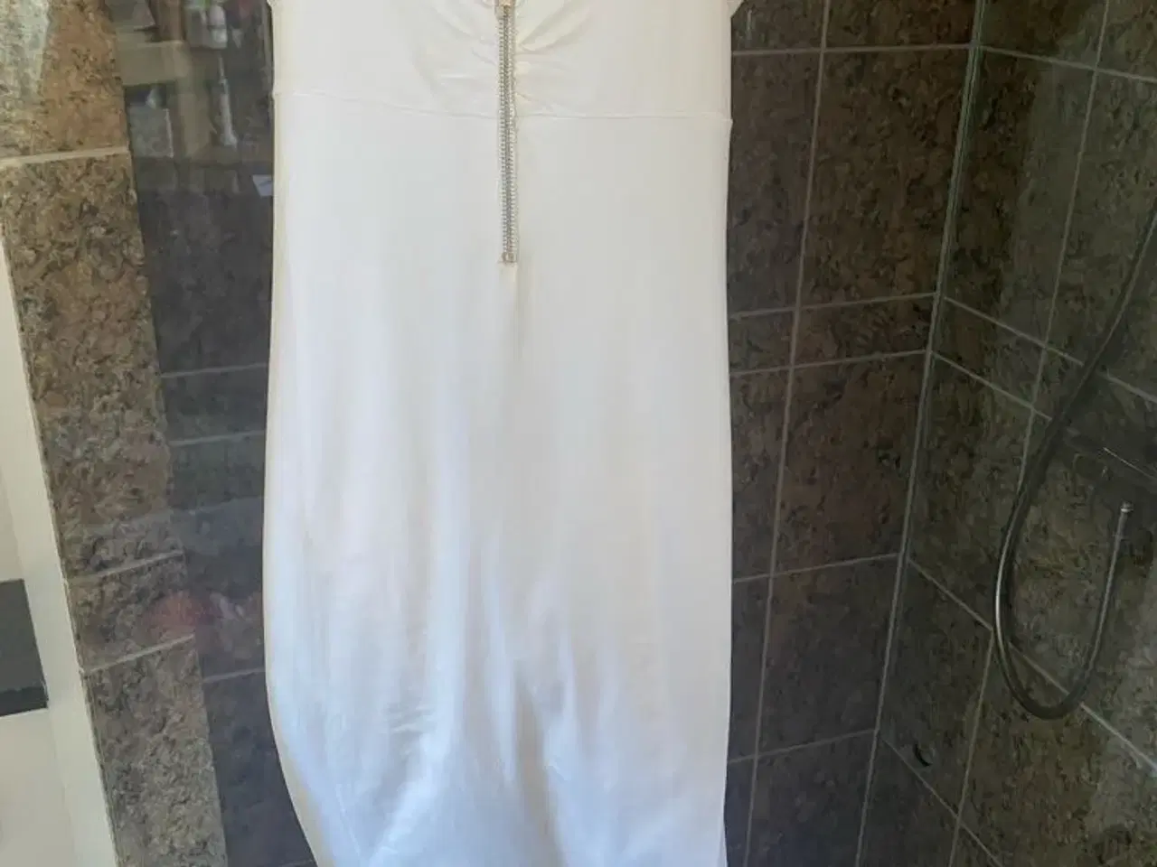 Billede 1 - Flot hvid kjole str xs