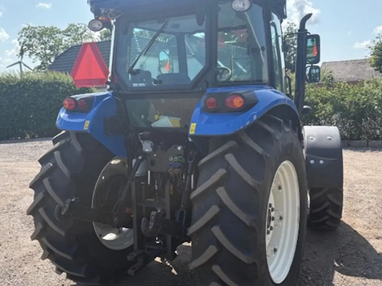 Billede 11 - New Holland T5.95 MED FRONTLIFT + MASSER AF OLIEUDTAG.