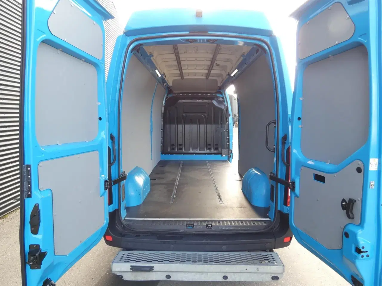 Billede 5 - Renault Master T35 L3H3 2,3 DCI TwinTurbo start/stop Quickshift 180HK Van 6g Aut.