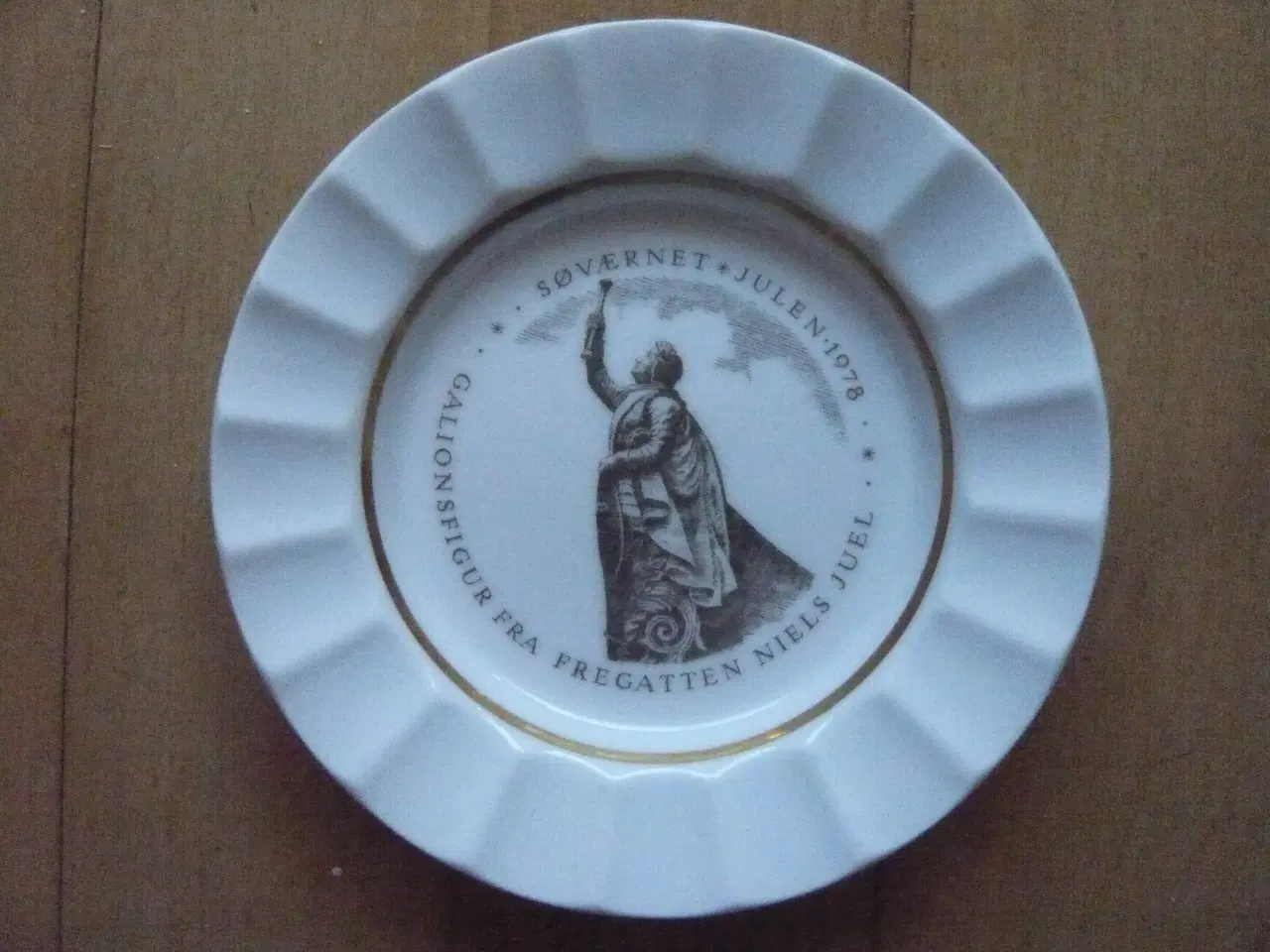 Billede 3 - Royal Copenhagen Søværnets juleplatter