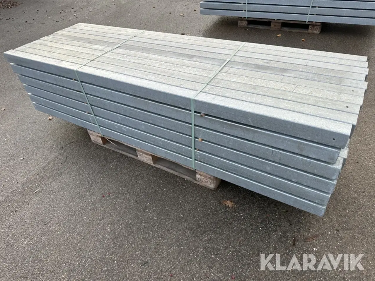Billede 6 - Galvaniserede stolper 60 styk. 2,5m. lange