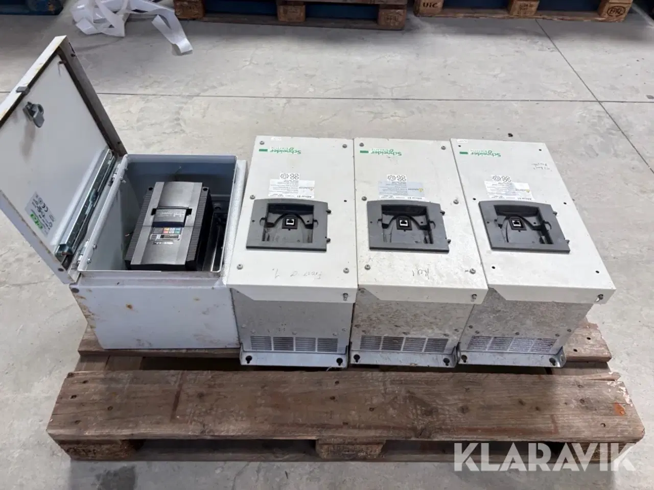 Billede 5 - Frekvensomformer Schneider Electric 5,5 kilowatt 4 styk