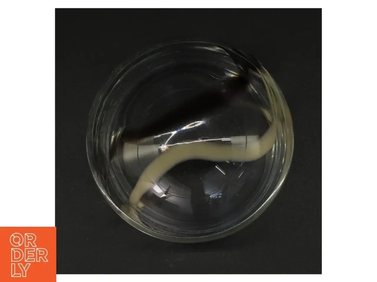 Billede 4 - Glasskål med sort og hvid stribe (str. 15 x 6 komma 5 cm)