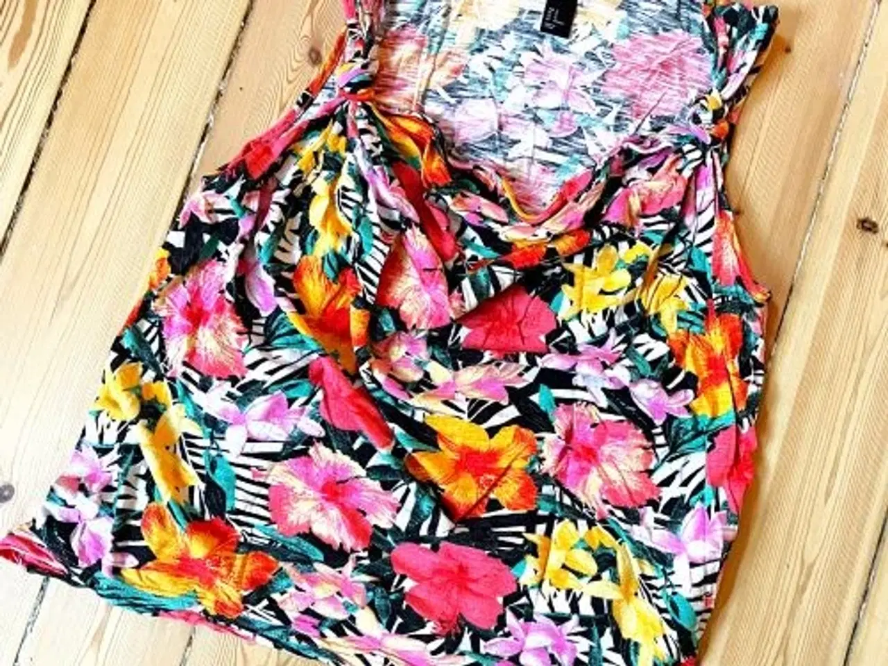 Billede 4 - Top med hawaiiblomster