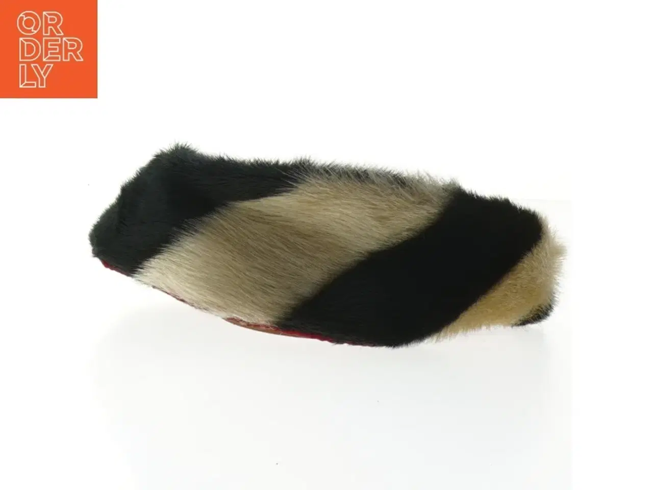 Billede 2 - Sælpels hat (str. Ø 23 cm)