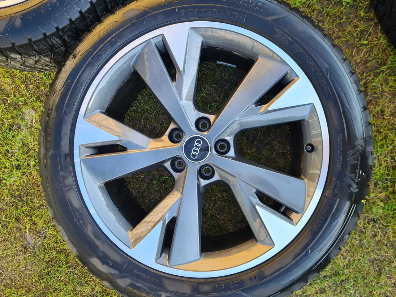 Billede 4 - Audi Q4 vinterdæk R20