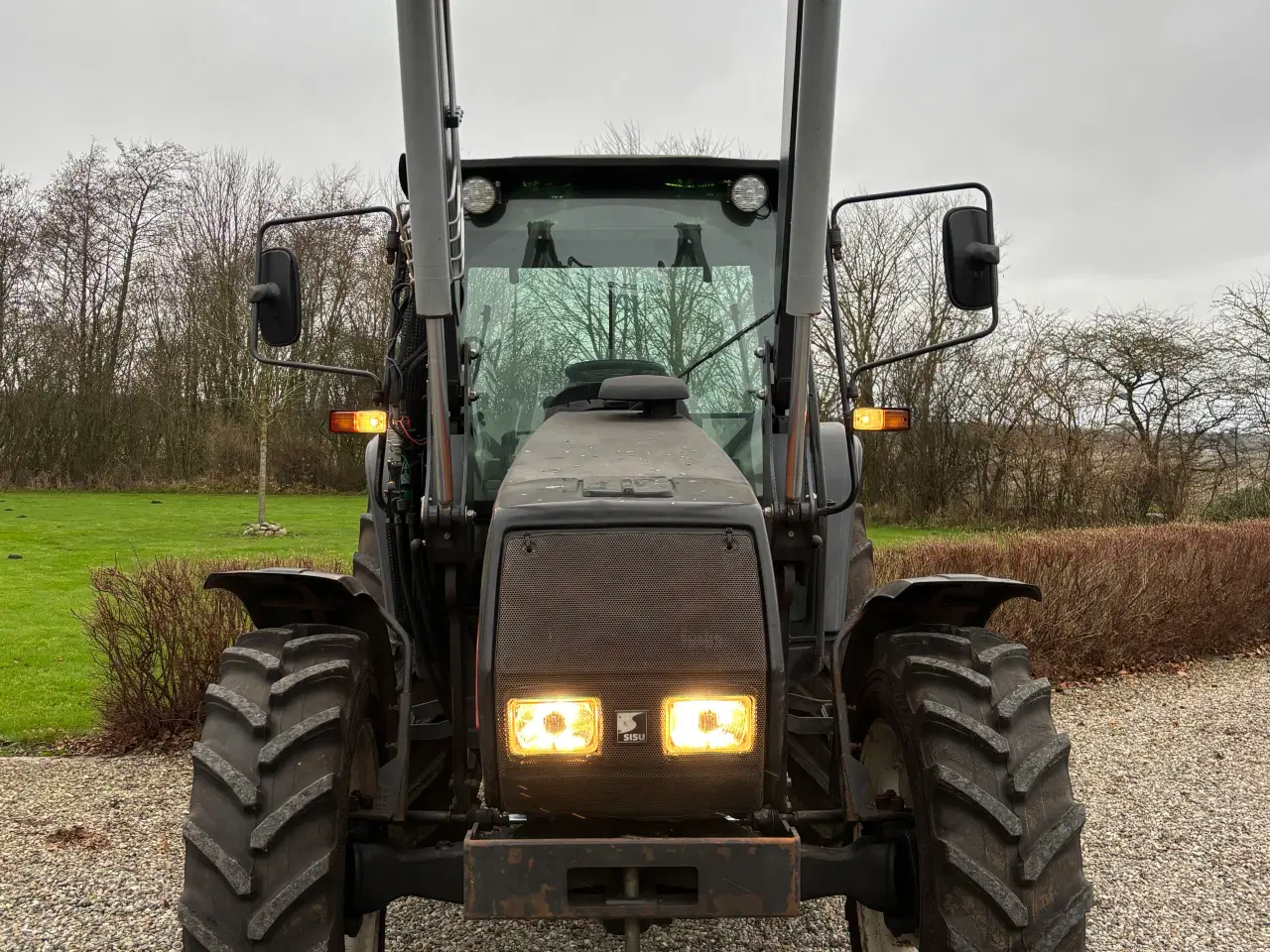 Billede 13 - Valmet 6200 med frontlæsser. 3100 timer 