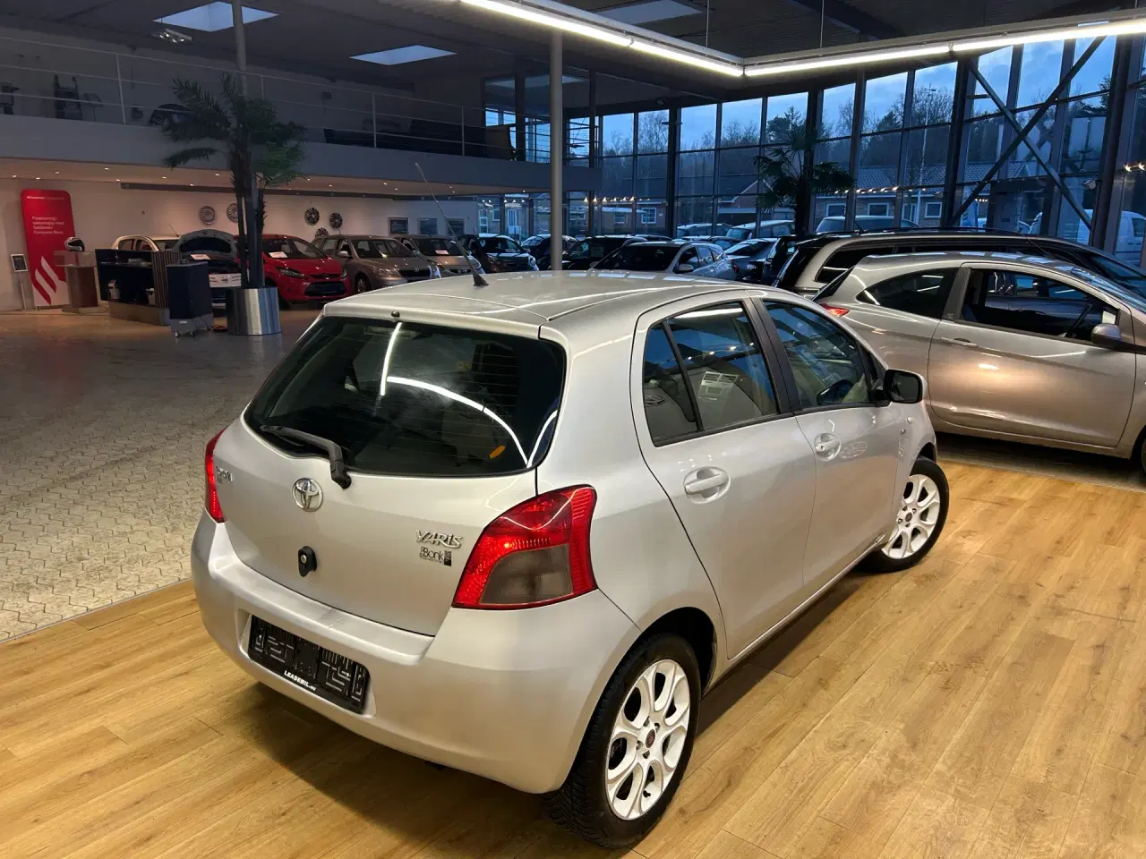 Billede 4 - Toyota Yaris 1,4 D-4D Linea Terra 90HK 5d