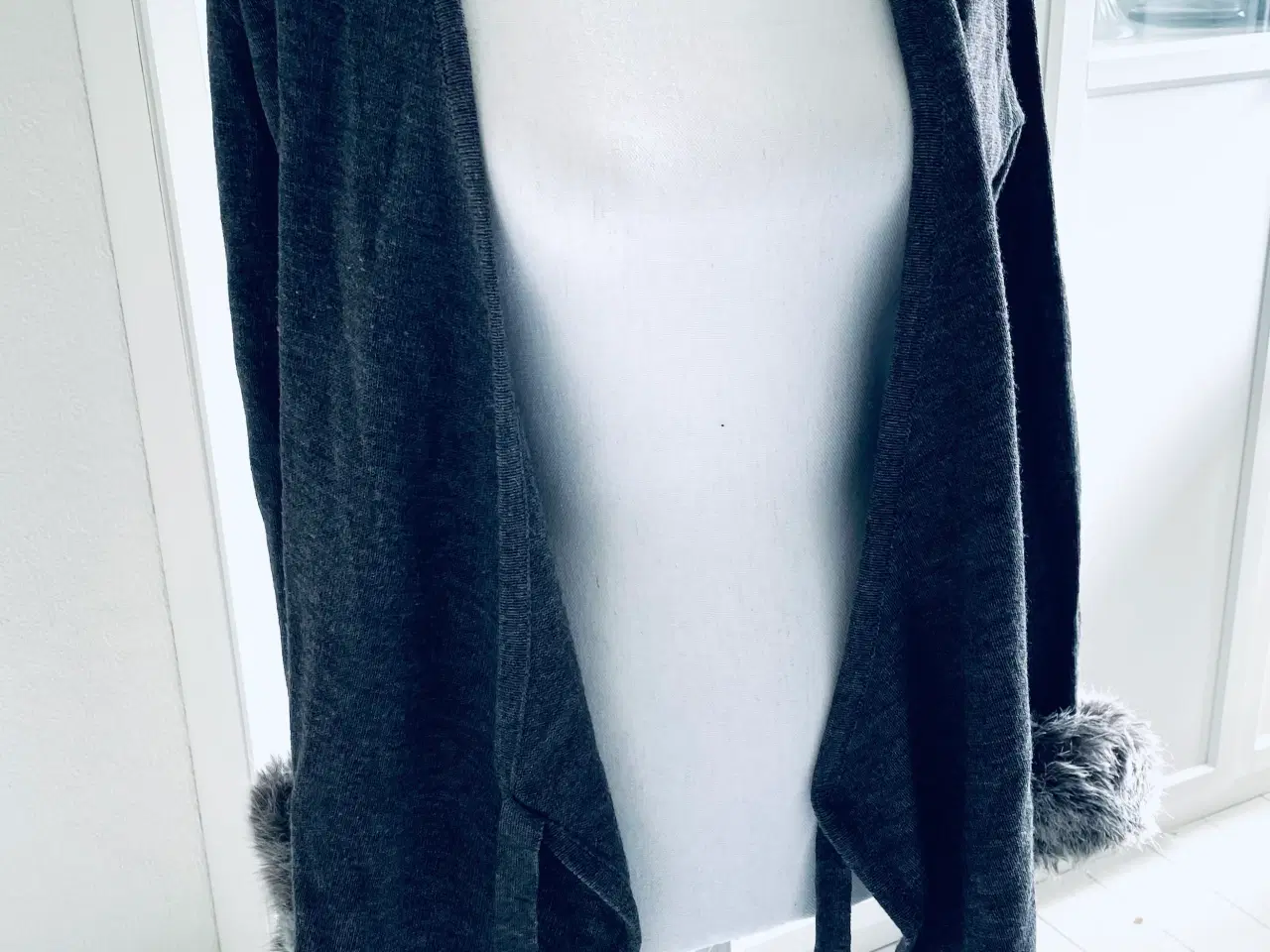Billede 5 - Cardigan Cartoon- med uld 