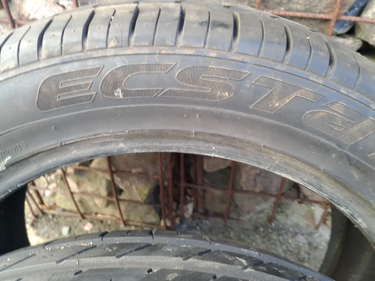 Billede 1 - kumho ecsta sport 255/45 18