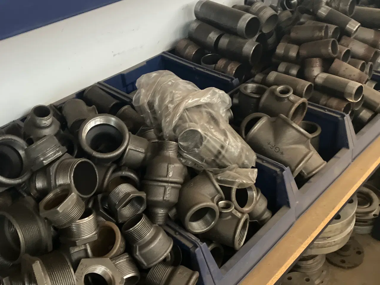 Billede 5 - Sort gevind fittings