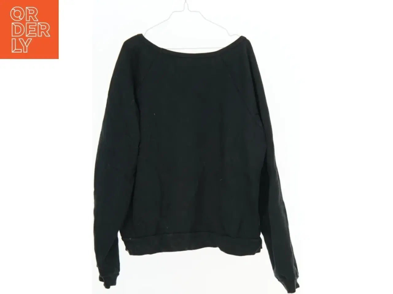 Billede 2 - Sort sweatshirt med pailletter fra Baum Und Pferdgarten (str. M)