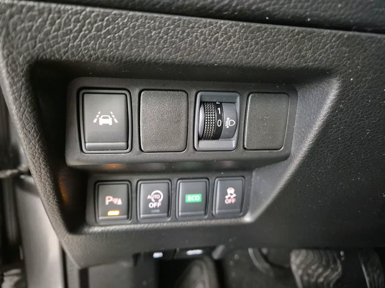 Billede 15 - Nissan Qashqai 1,2 Dig-T Visia 4X2 X-Tronic 115HK 5d 6g Aut.