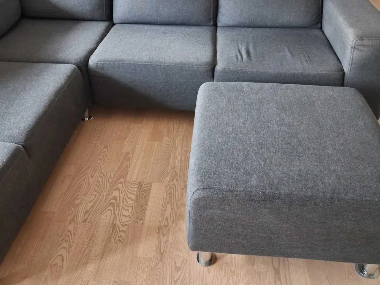 Billede 1 - Hjørnesofa m puff