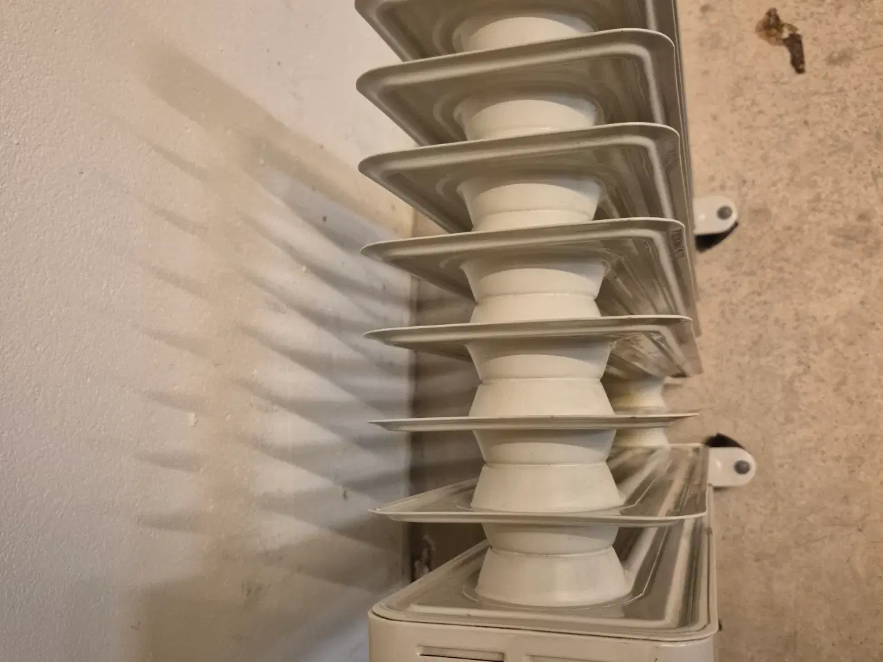Billede 1 - El radiator på hjul