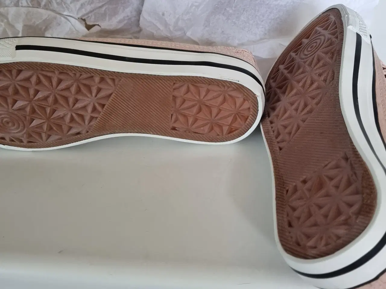 Billede 2 - Sneakers (dame) sælges NY 