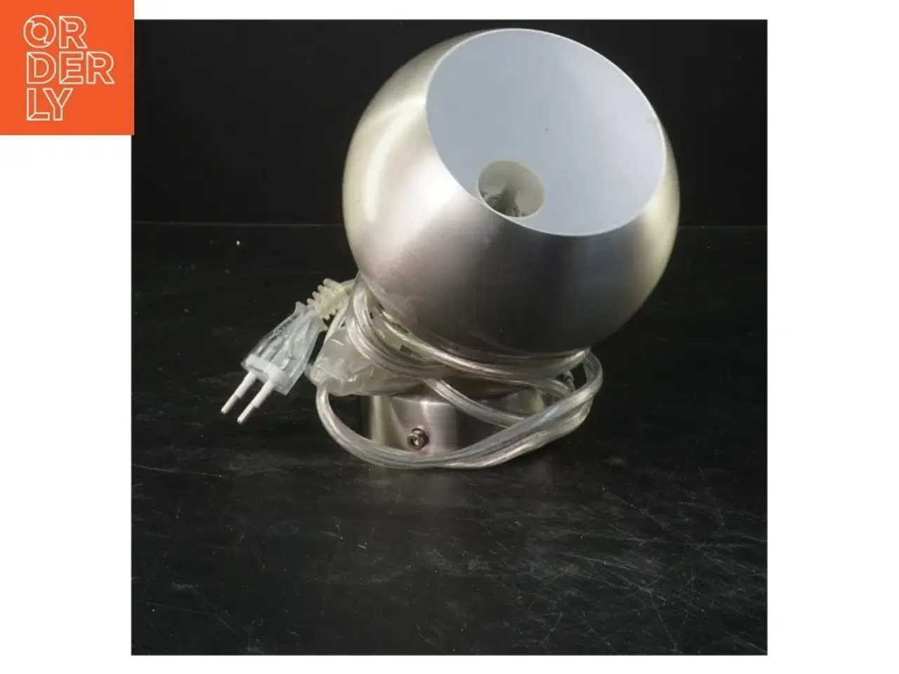 Billede 1 - Bordlampe med poleret stål finish (str. 17x11 cm)