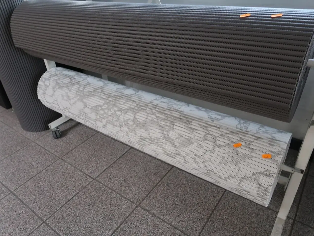 Billede 3 - Rulle med dug