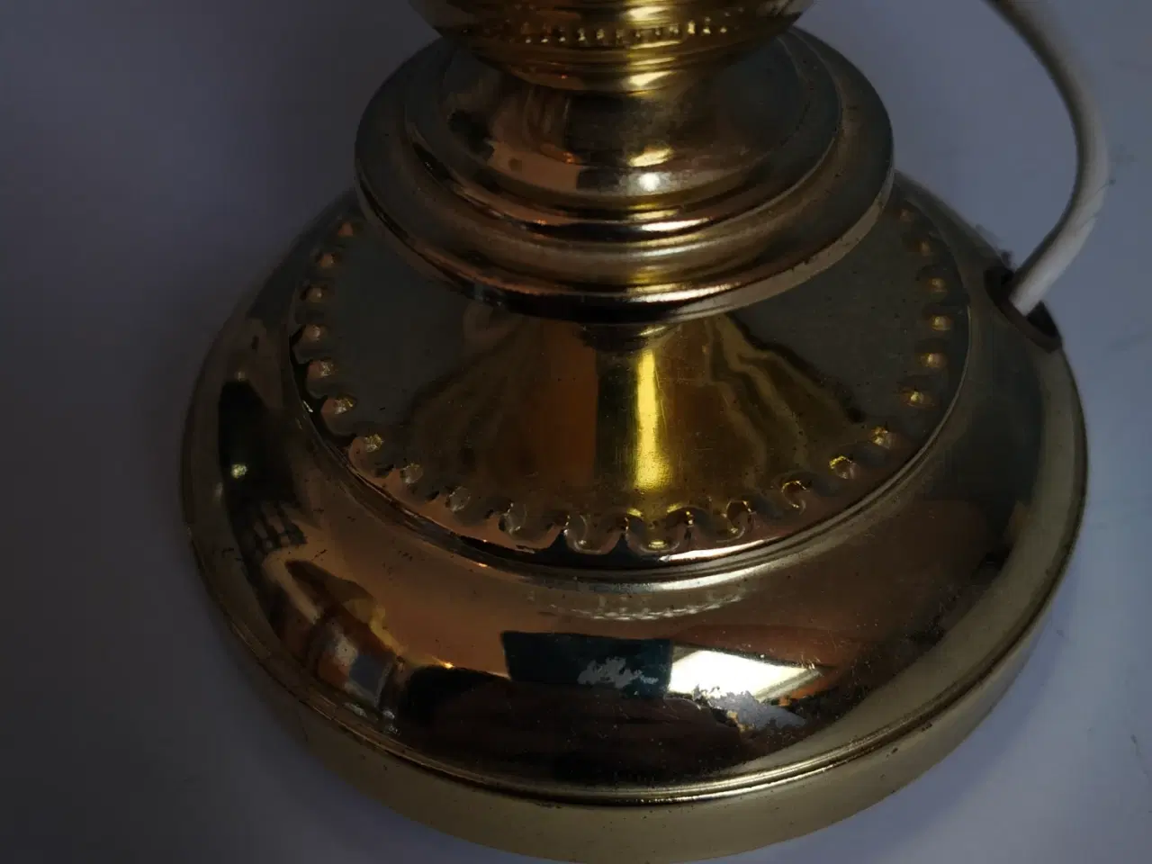 Billede 7 - Smukke vintage lamper med gylden fod.