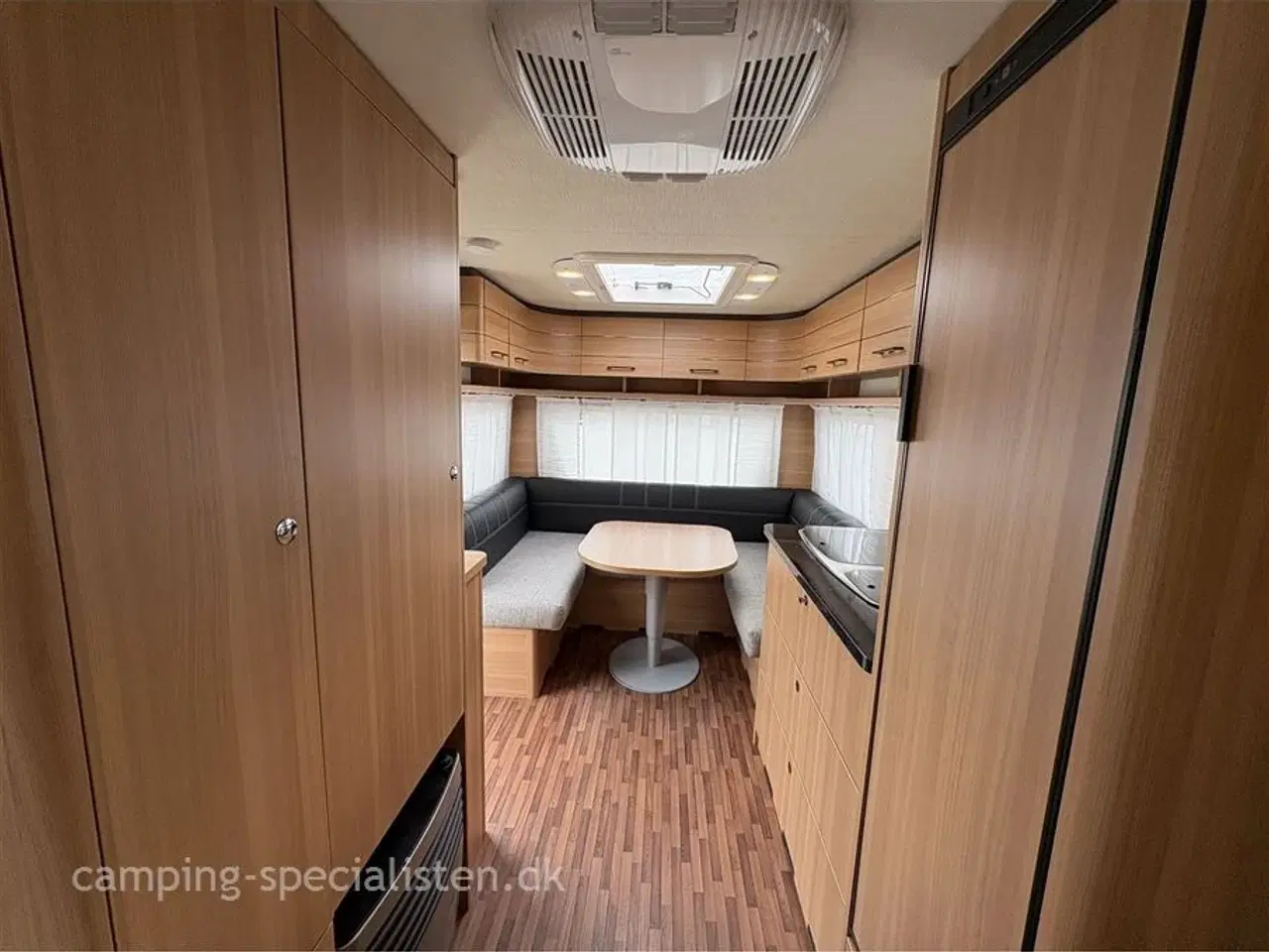 Billede 10 - 2017 - LMC Style 460 D   LMC Style 460 D 2017 - Se den hos Camping-Specialisten.dk