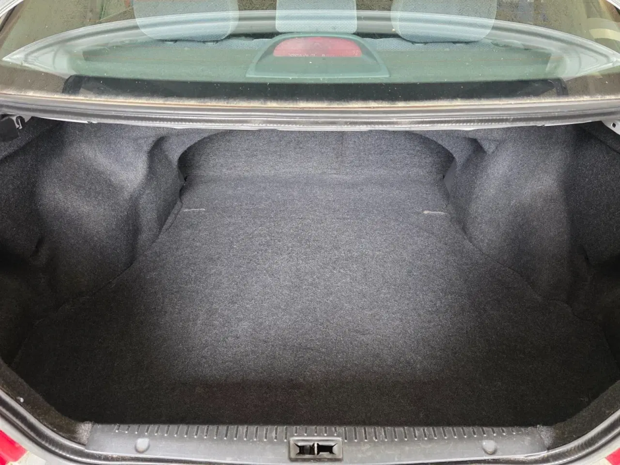 Billede 11 - Toyota Avensis 1,8 Sol
