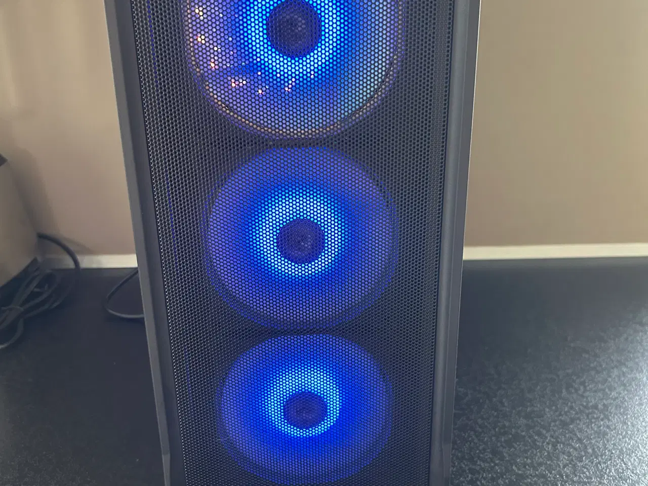 Billede 3 - 💻 RGB Gaming PC – Renoveret & Klar til eSport! 💻